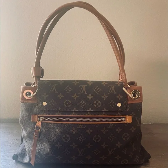 Louis Vuitton Monogram Olympe - Picture 3 of 15